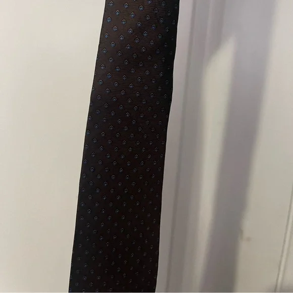 Christian Dior Tie Brown with bluish spot designs Sz Os - Picture 7 of 16